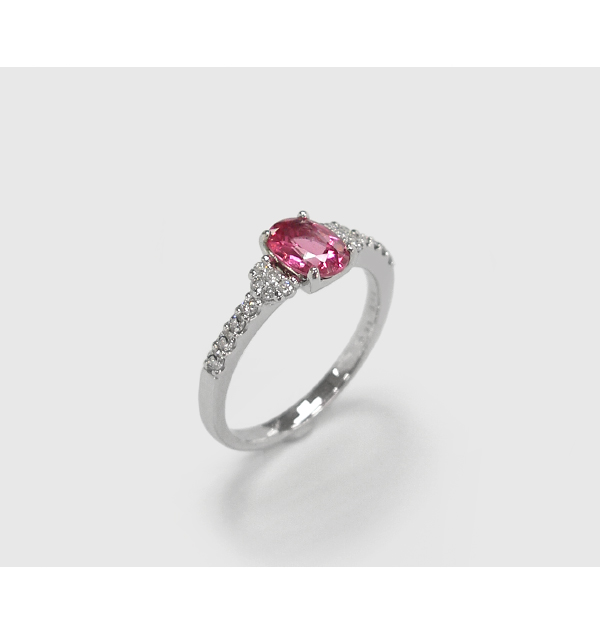 ピンクスピネルリング ホットピンク 0.83ct Pt900 ジュエリー