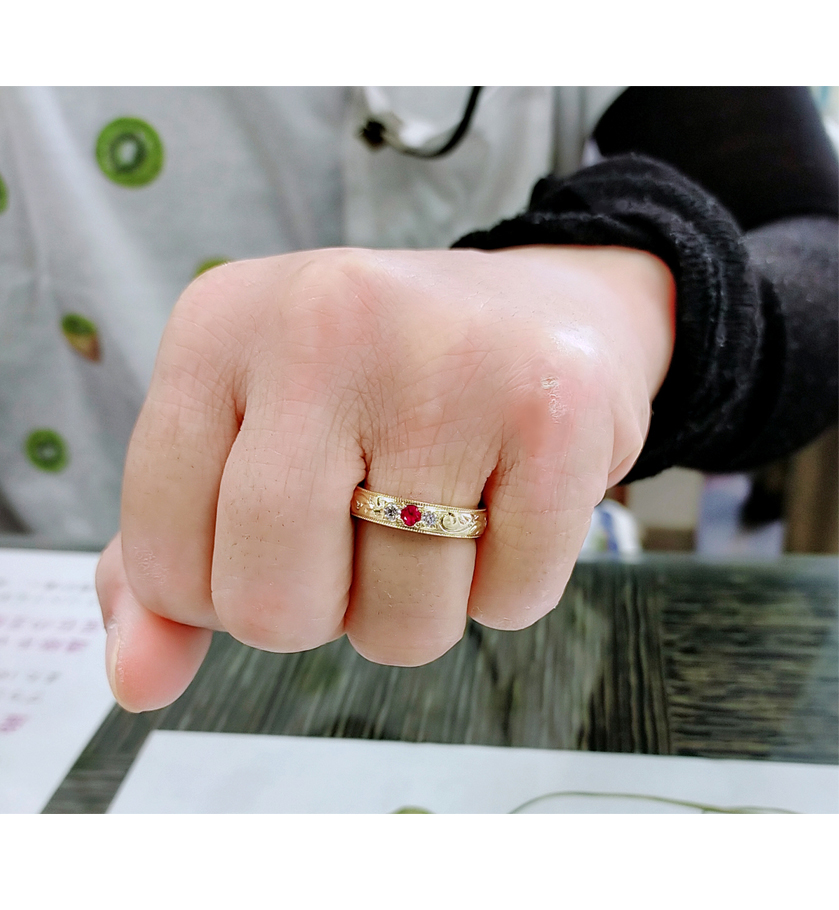 ���t�H�[����@�����͗l�ƃ~���ł����{����K18���b�ۃ����O ���r�[�A�_�C�������h���� ���p�ʐ^